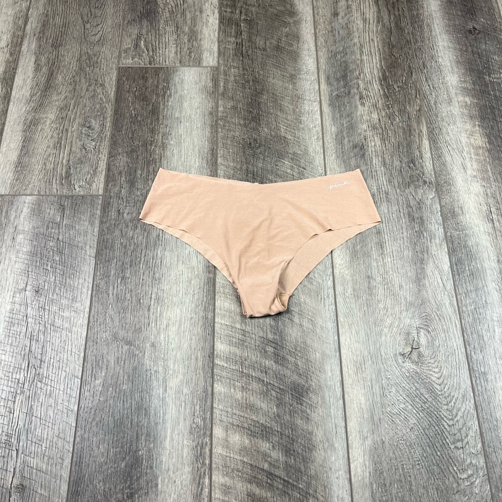 VS‎ Nude Seamless Cheekster Underwear